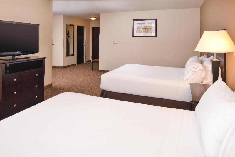 Holiday Inn Express and Suites Wheeling photo 23