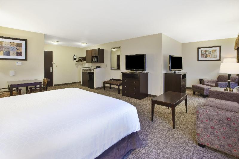 Holiday Inn Express and Suites Wheeling photo 20