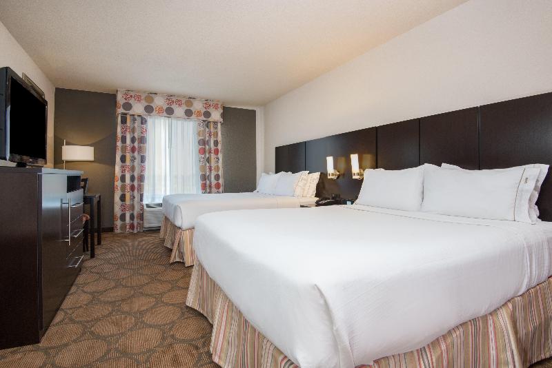 Holiday Inn Express & Suites Hobbs photo 8