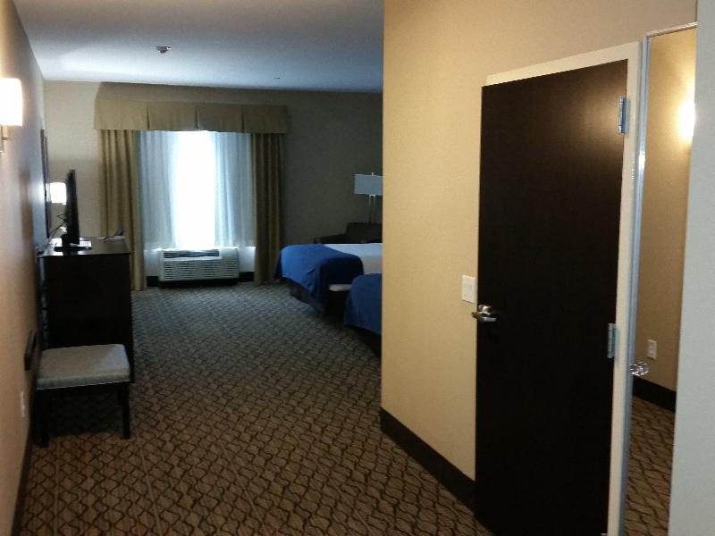 Holiday Inn Express and Suites Atascocita Humble K image