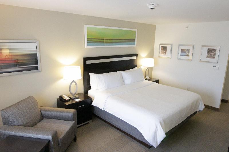 Holiday Inn Express & Suites Montgomery By IHG photo 21