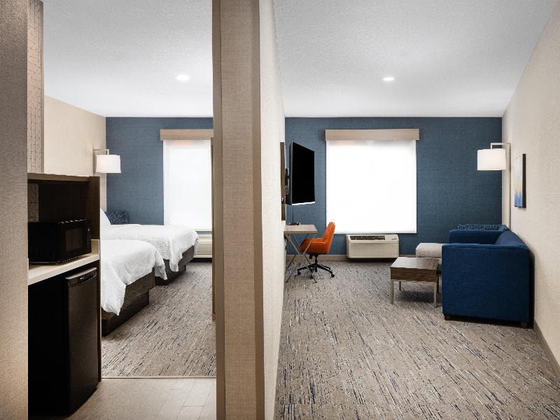 Holiday Inn Express and Suites Nampa Idaho Center image