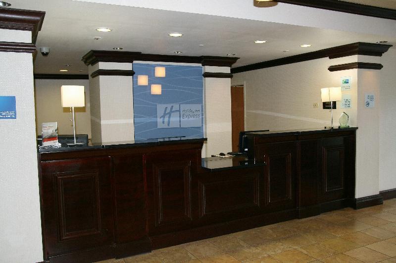 Holiday Inn Express & Suites Brooksville West IHG image