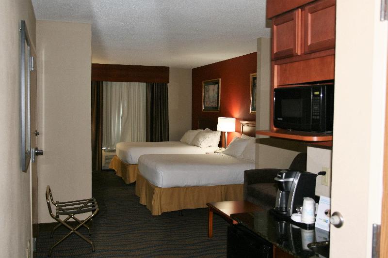 Holiday Inn Express & Suites Brooksville West IHG image