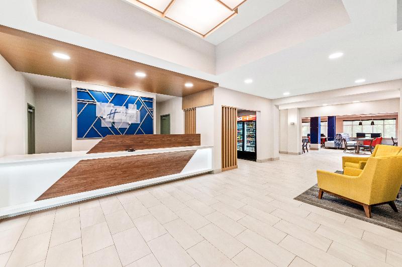 Holiday Inn Express and Suites Sylva Western Carol image