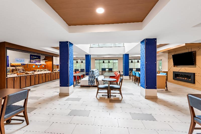 Holiday Inn Express and Suites Sylva Western Carol image