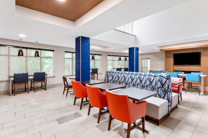 Holiday Inn Express and Suites Sylva Western Carol image