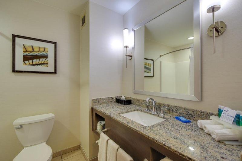 Holiday Inn Express and Suites Sylva Western Carol photo 20