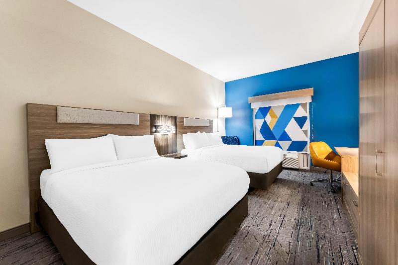 Holiday Inn Express and Suites Sylva Western Carol image