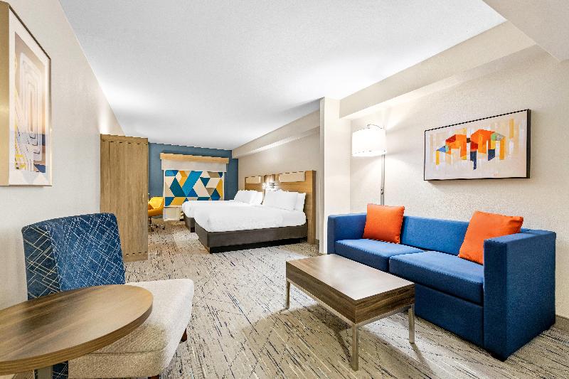 Holiday Inn Express and Suites Sylva Western Carol image