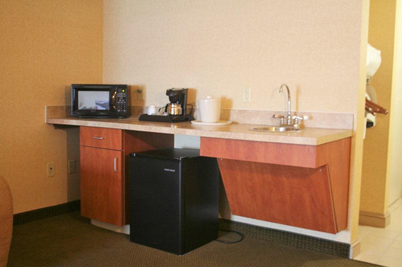 Holiday Inn Express Suites Drums-Hazleton (I-80) photo 15