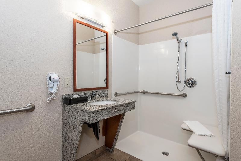 Candlewood Suites Burlington image