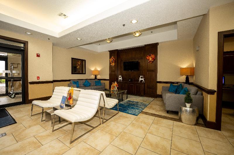 Holiday Inn Express and Suites Deer Park image