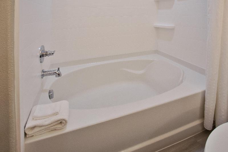 Holiday Inn Express & Suites Houston West - Katy image