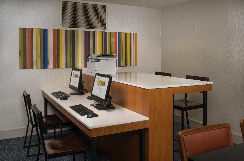 Holiday Inn Express and Suites Independence Kansas