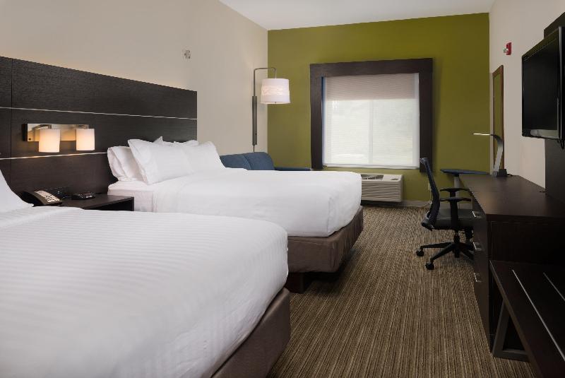 Holiday Inn Express and Suites Independence Kansas 5