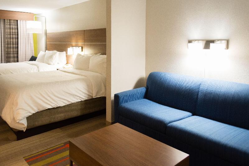 Holiday Inn Express & Suites Muskogee By IHG photo 16