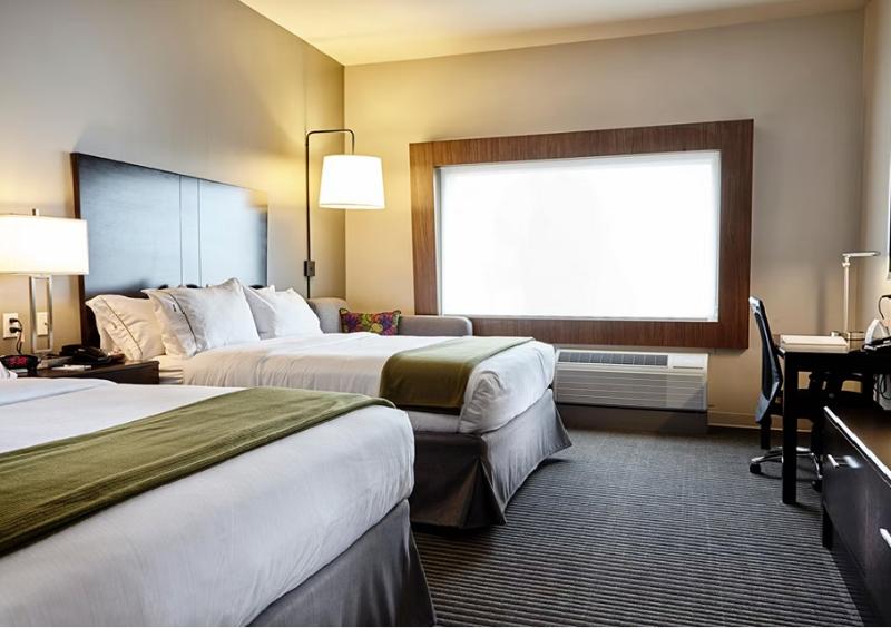 Holiday Inn Express and Suites Tahlequah image