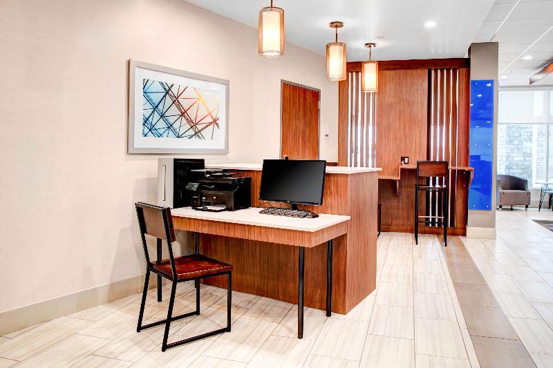 Holiday Inn Express & Suites Coldwater By IHG image