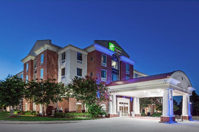 Holiday Inn Express and Suites Baton Rouge East