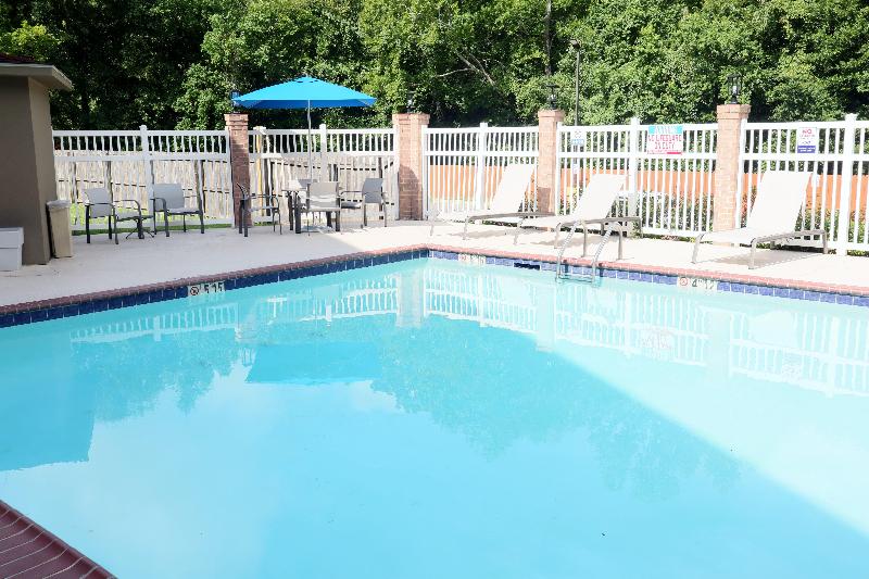 Holiday Inn Express and Suites Baton Rouge North image
