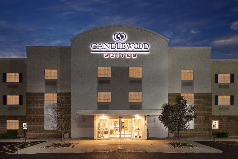 Candlewood Suites Aurora-Naperville By IHG image
