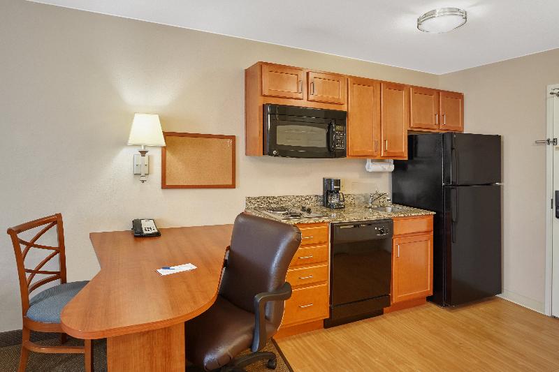 Candlewood Suites Aurora-Naperville By IHG