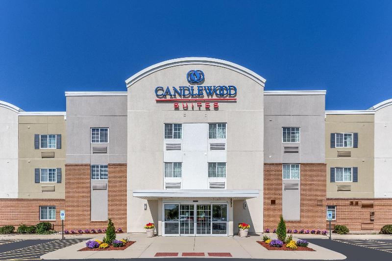 Candlewood Suites Aurora-Naperville By IHG image