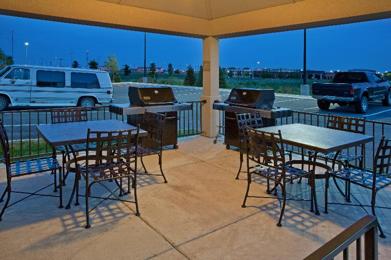 Candlewood Suites Elgin NW Chicago - Image 3