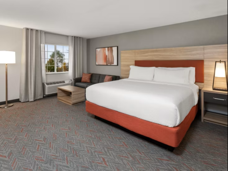 Candlewood Suites Elgin NW Chicago image