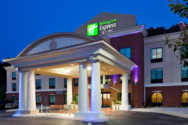 Holiday Inn Express & Suites Harriman By IHG image