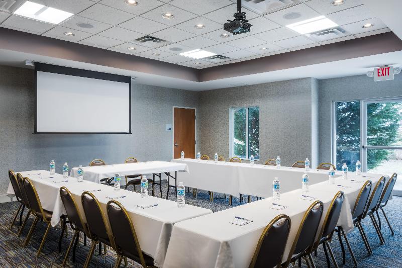 Holiday Inn Express and Suites Bremen image