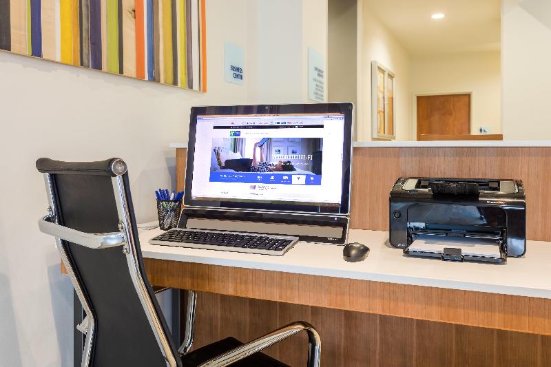 Holiday Inn Express and Suites Bremen image