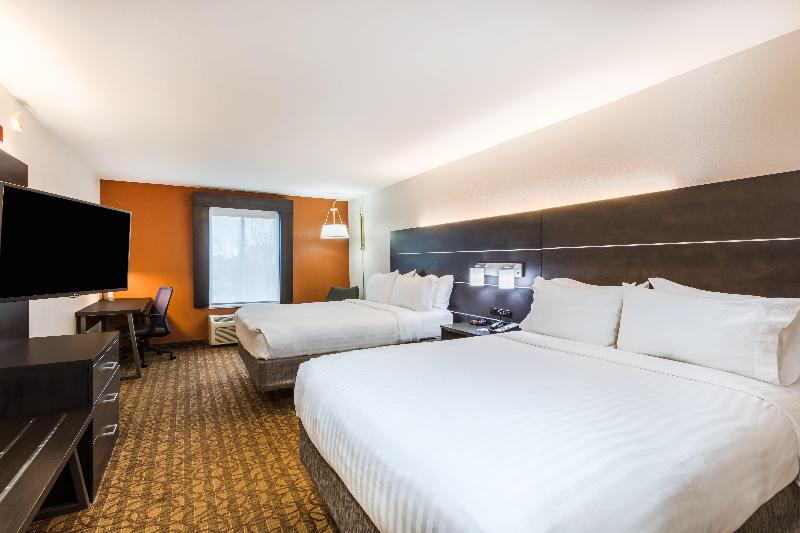 Holiday Inn Express and Suites Bremen image