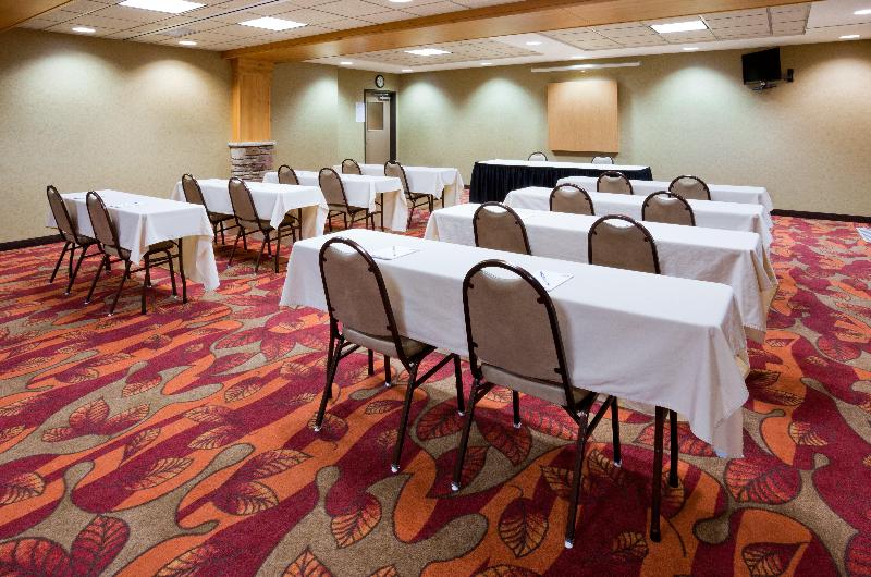 Holiday Inn Express and Suites Brainerd Baxter image