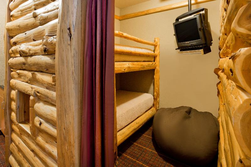 Holiday Inn Express and Suites Brainerd Baxter image