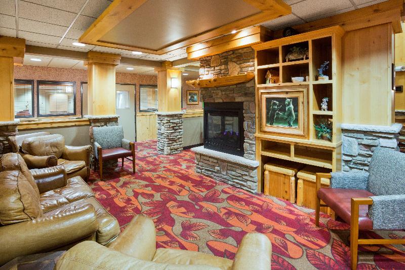 Holiday Inn Express and Suites Brainerd Baxter image