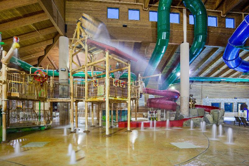 Holiday Inn Express and Suites Brainerd Baxter image