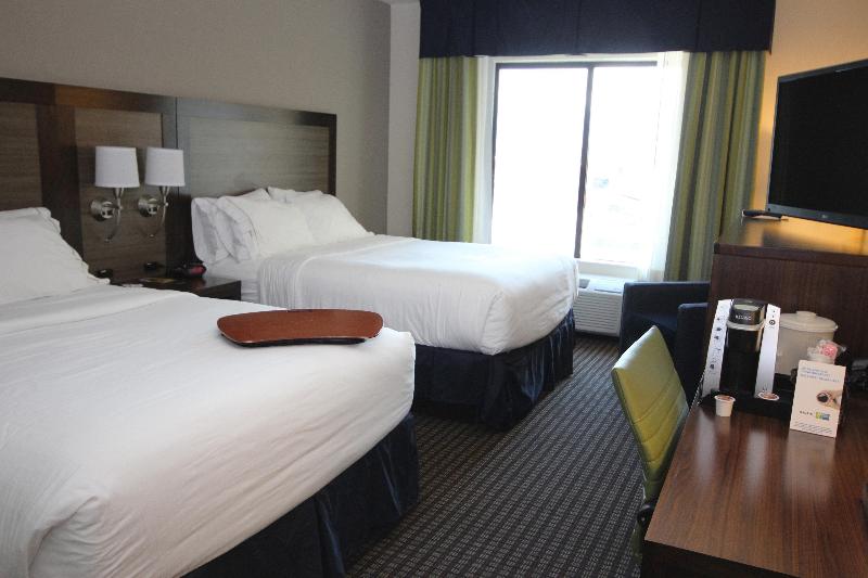 Holiday Inn Express and Suites Belgrade photo 21