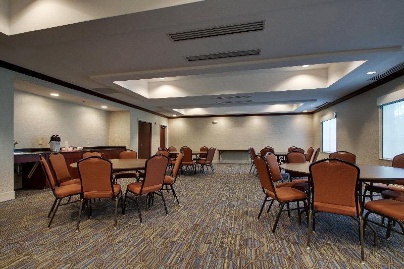 Holiday Inn Express Suites Middleboro Raynham IHG image