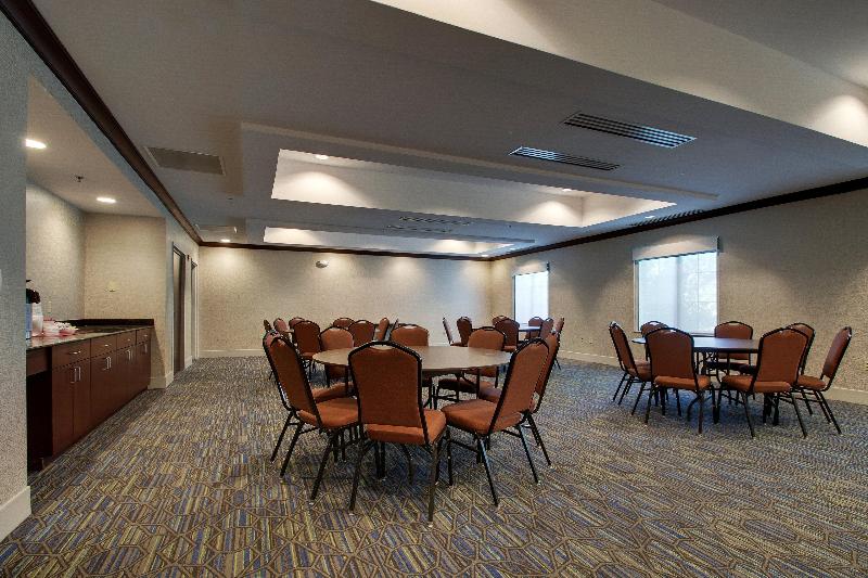 Holiday Inn Express Suites Middleboro Raynham IHG image