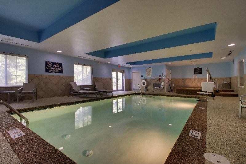 Holiday Inn Express Suites Middleboro Raynham IHG image