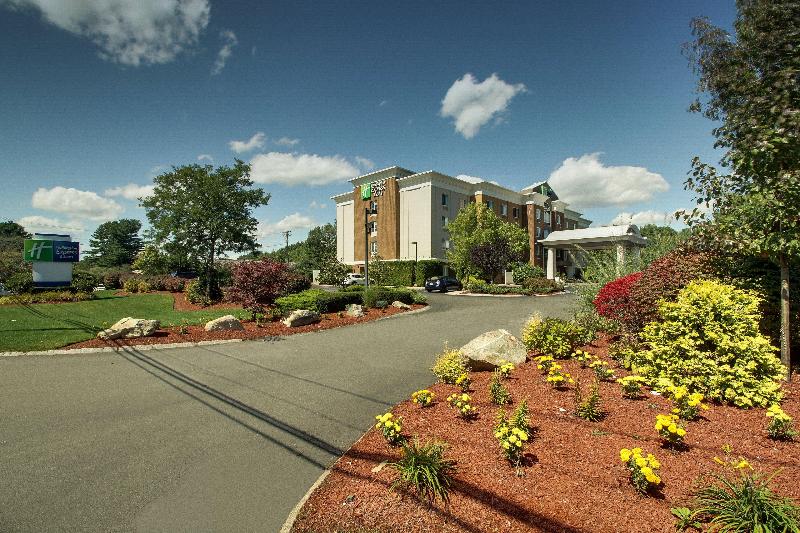 Holiday Inn Express Suites Middleboro Raynham IHG image