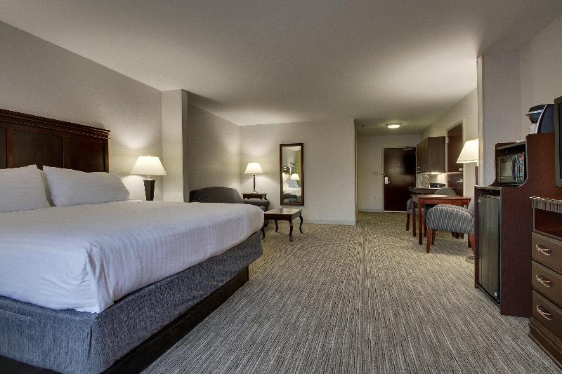 Holiday Inn Express Suites Middleboro Raynham IHG image