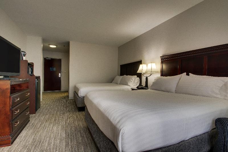 Holiday Inn Express Suites Middleboro Raynham IHG image