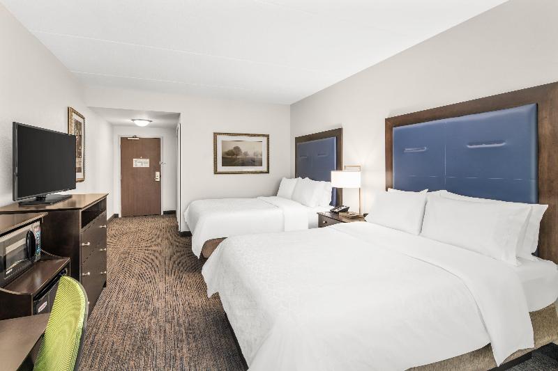 Holiday Inn Express and Suites Wilmington Newark photo 14
