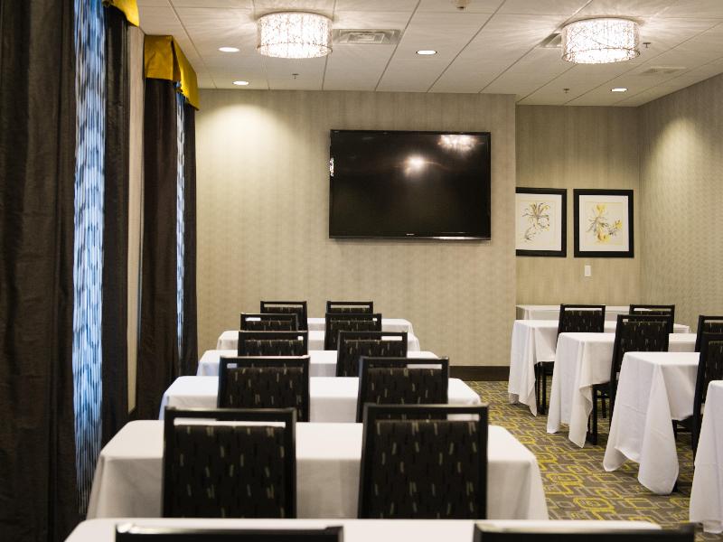 Holiday Inn Express and Suites Madison Central image