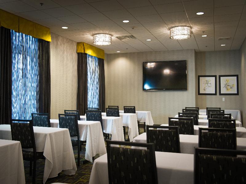 Holiday Inn Express and Suites Madison Central image