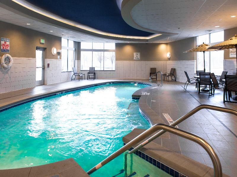 Holiday Inn Express and Suites Madison Central image