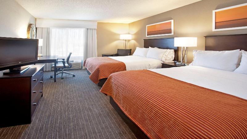 Holiday Inn Express & Suites Eden Prairie photo 17